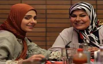 تیپی متفاوت از بازیگرِ زنِ ایرانی در خارج از تلویزیون + عکس