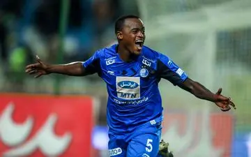 شبیه خون به آبی ها/پاتوسی در راه تبریز!