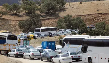جاده هراز در ترافیک سنگین؛ کندوان یکطرفه شد