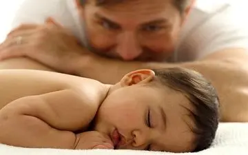 اولین علائم اتیسم در نوزادان را بشناسید