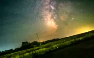 فیلم خارق‌العاده‌ای که حرکت زمین را نشان می‌دهد