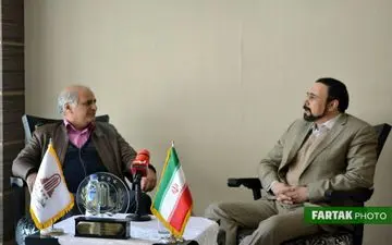 گفتگو اختصاصی فرتاک‌نیوز با  دکتر نادر نوروزی به روایت تصویر

