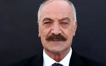 ستاره سینمای ایران به خاک سپرده شد: وداع اهالی هنر و ورزش با پیکر سعید راد+ ویدئو