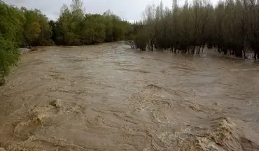 رودخانه گاماسیاب در آستانه طغیان است