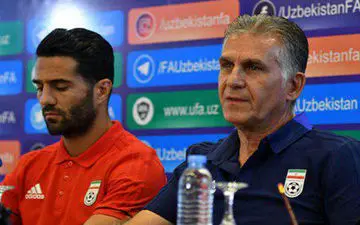 جلسه فوری کی روش با کاپیتان تیم ملی در فرودگاه