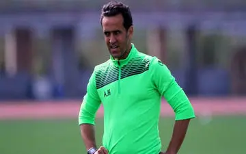 تمسخر عجیب علی کریمی توسط استقلالی‌ها