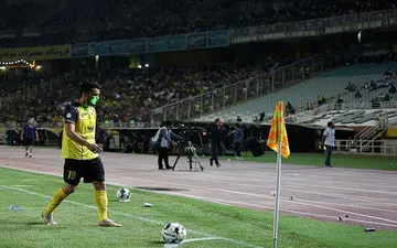  نورافکن: پایم را زدند و پنالتی بود! 