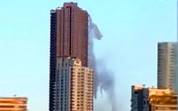  لحظه منفجر شدن تانکر آب یک آسمان‌خراش پس از زلزله
