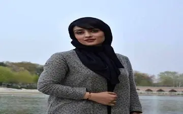 تیپ متفاوت الهام طهموری در آغوش همسرش + عکس