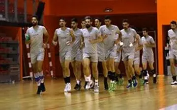 اولین تمرین در یوفا آرنا با چاشنی ملاقات با مربی سابق