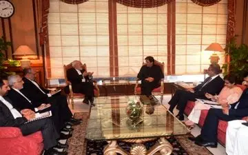  ابراز خرسندی ظریف از سفر پربار به پاکستان