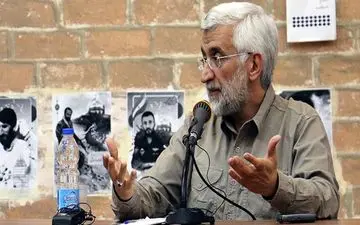 جلیلی: ضعف یگان‌های اقتصادی کشور، دشمن را به جنگ اقتصادی متقاعد کرده است
