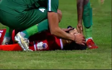 شوک به فوتبال آفریقا؛ بازیکن مصری در حین بازی جان باخت + ویدئو