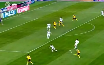 نگاه به نقطه کور؛ پاس طلایی احسان، سپاهان را در کورس نگه داشت