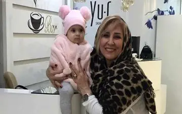 مرجانه گلچین در سالن زیبایی