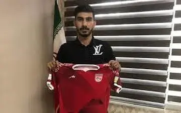  مهاجم ملی پوش تراکتور به شایعات پایان داد