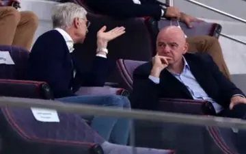 ونگر و اینفانتینو تماشاگران ویژه برد ایران (عکس)