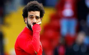 حرکت زشت و زنندۀ ستارۀ مسلمان لیورپول در شب گذشته! +عکس