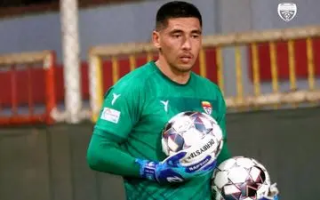 ملی پوش ازبک ایران را ترک کرد و تیمش را رها کرد