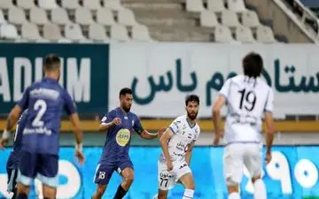 نکونام به این بازیکن اجازه جدایی از اردوی تیمش را می‌دهد؟
