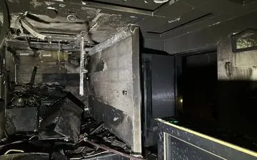 آتش‌سوزی ساختمان اداری در بزرگراه ستاری تهران+ تصاویر