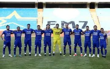 مومنی: پیروزی‌های استقلال به‌معنای برطرف شدن مشکلاتش نیست