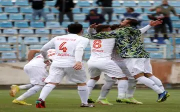 مس - پانیک / دیداری برای ورود ورزقانی ها به لیگ دسته اول