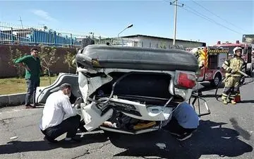 21 مجروح در واژگونی خودرو حامل اتباع خارجی در سیستان و بلوچستان
