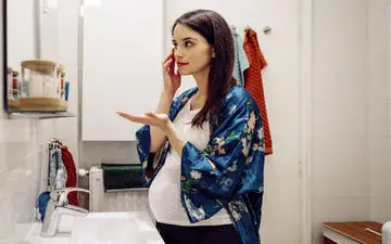 رازهای سلامت پوست در دوران بارداری: درمان لک‌های صورت و توصیه‌های مهم