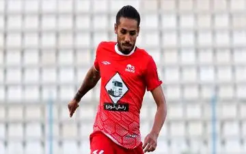 مدافع تراکتور : می‌توانیم مقابل پرسپولیس امتیاز بگیریم/  انگیزه لازم برای کسب سهمیه آسیا را داریم
