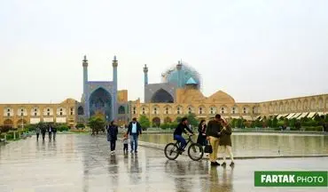 اختصاصی/ هوای لطیف پاییزی و تصاویری زیبا از میدان نقش جهان اصفهان 