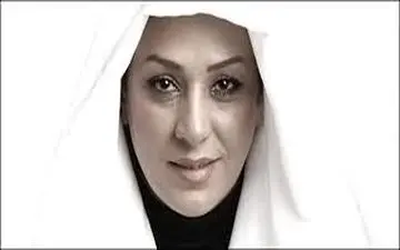 عکس/نسرین مقانلو و پسرش در فرودگاه