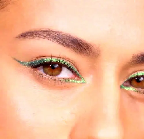 خط چشم رنگ سبز
