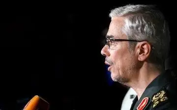 ارتش نقش بازدارندگی در برابر تهدیدات دشمنان و استکبار جهانی داشته و دارد