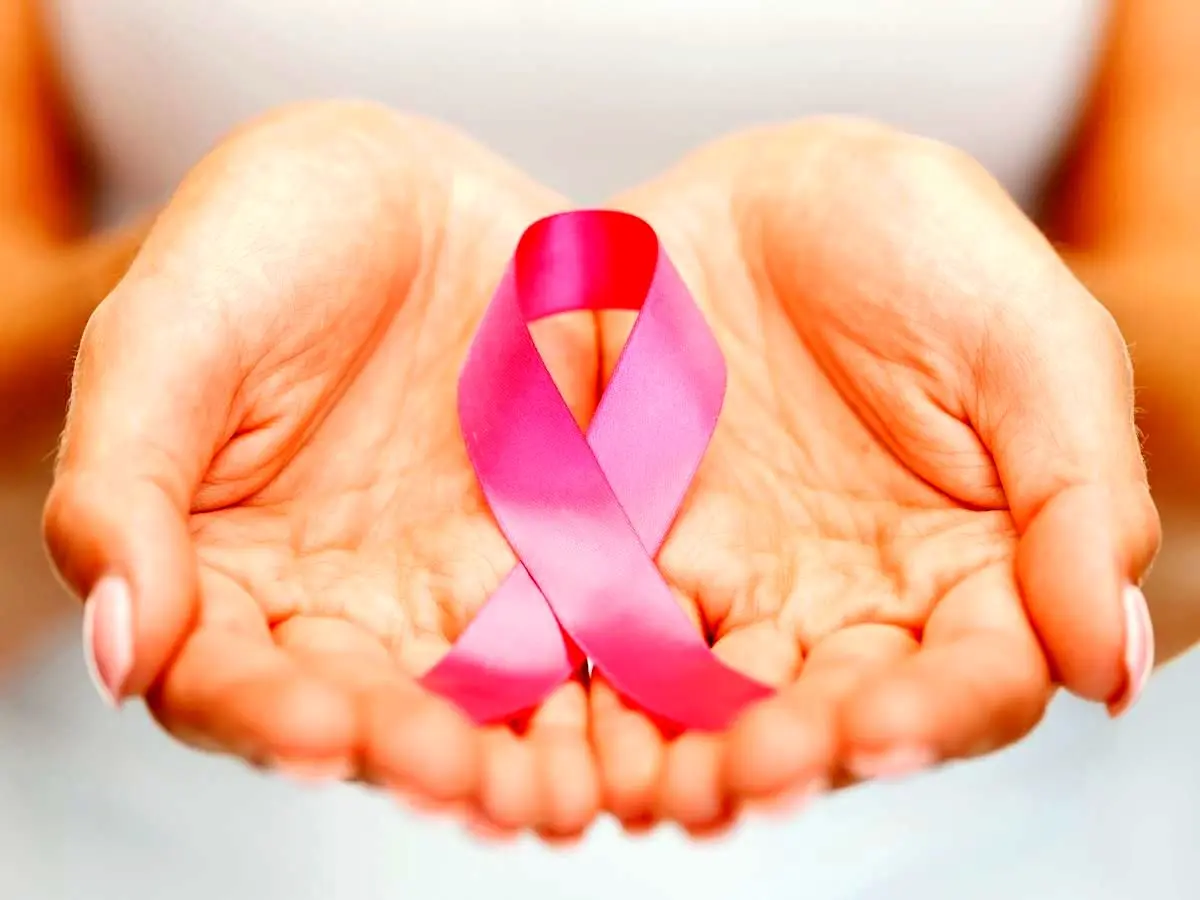 ۱۴ نشانه سرطان که زنان از آنها چشم پوشی می کنند 