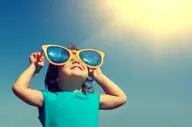 هشدار وزارت بهداشت درباره خطرات آفتاب گرفتن در این هوا