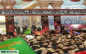 پرچم عزا بر فراز کربلا به اهتزار درآمد