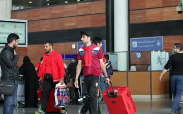 عکس/ تیپ مشترک بازیکنان پرسپولیس هنگام ورود به تهران