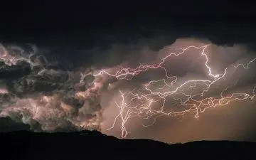 هشدار زرد هواشناسی؛ رگبار باران و رعد و برق در راه البرز 