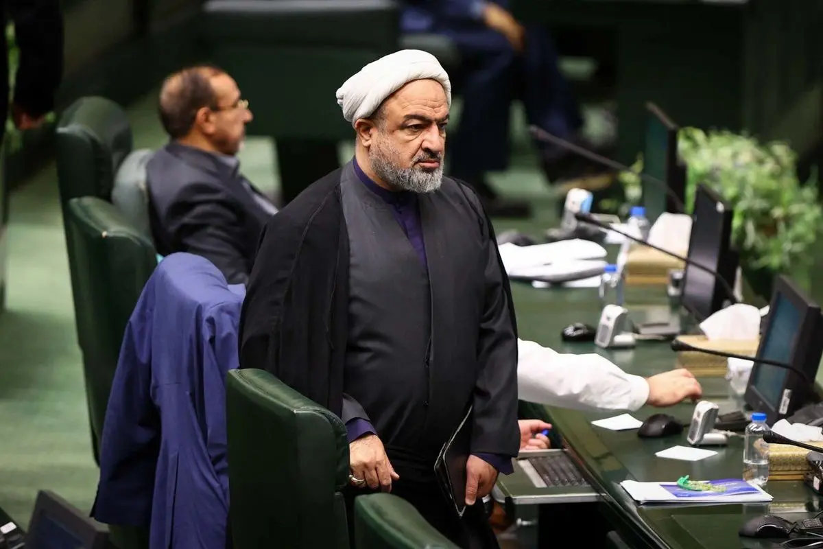 
خط سفید و حامیان فیلترینگ/ رطب خورده منع رطب می‌کند؟
