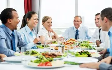 شارژ شدن در محل کار به وقت ناهار