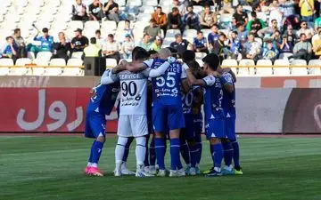 سرخابی‌های سابق در کمین استقلال/ روز سخت نکونام و شاگردانش در نصف جهان 