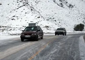 آخرین وضعیت جاده‌های کشور؛ ترافیک سنگین در آزادراه قزوین-کرج و انسداد ۲۲ محور