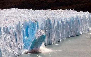 ذوب شدن دو میلیارد تن از یخچال‌های گرینلند