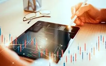 بورس همچنان بر مدار منفی/ یکه تازی بیت‌کوین در بازار رمزارزها