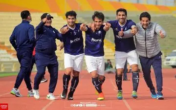 نیمه مربیان بلای جان مازیار زارع