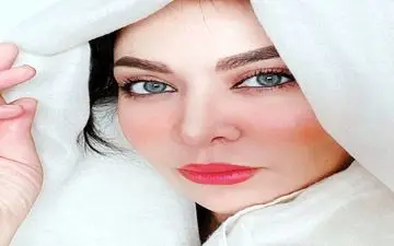 فقیهه سلطانی و پوشش نامتعارف او در خیابان | کولاک فقیهه سلطانی در آستانه 50 سالگی