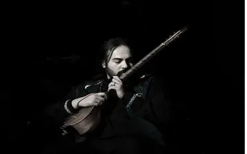 «غیر قمر هیچ»، دومین تک آهنگ هژیر مهرافروز در شرف انتشار