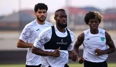 اندونگ گل زد، زارع نگاه کرد!