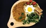 طرز تهیه میرزا قاسمی با روغن زیتون برای یک شام سبک